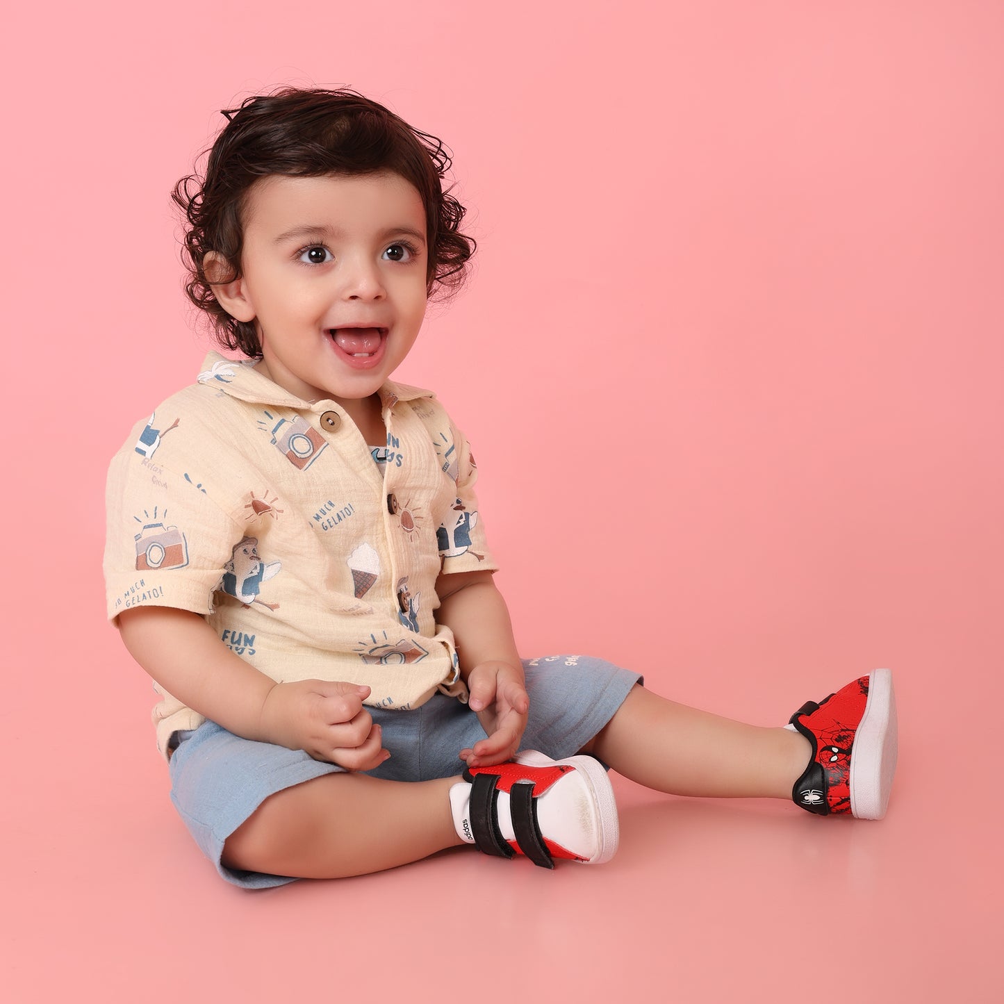 Pepito Boys' Summer Adventure Shirt & Shorts Set