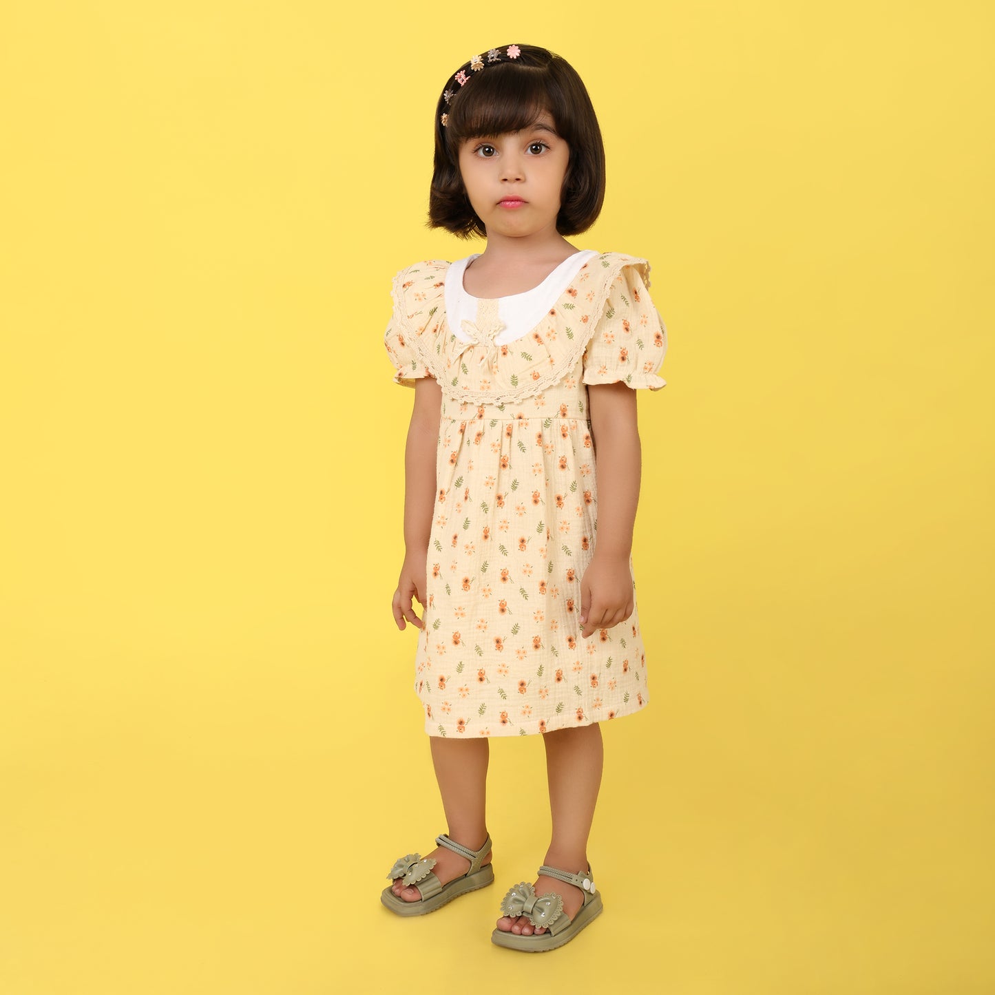 Pepito Vintage Floral Ruffle Dress